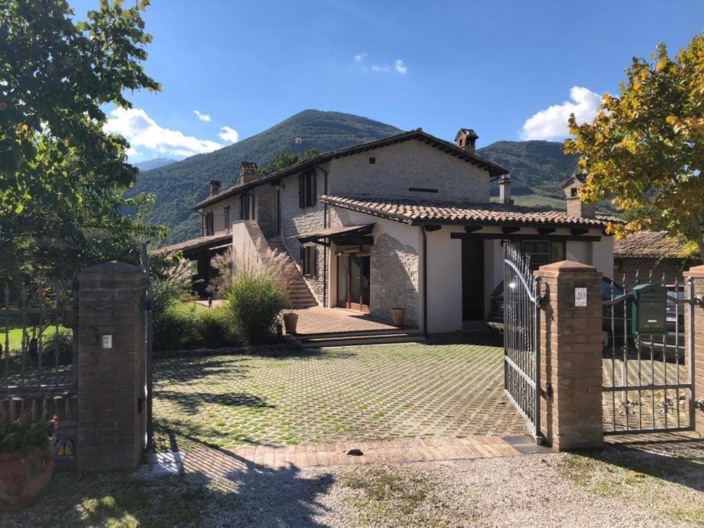Casa Vinto Hotel Cagli Kültér fotó