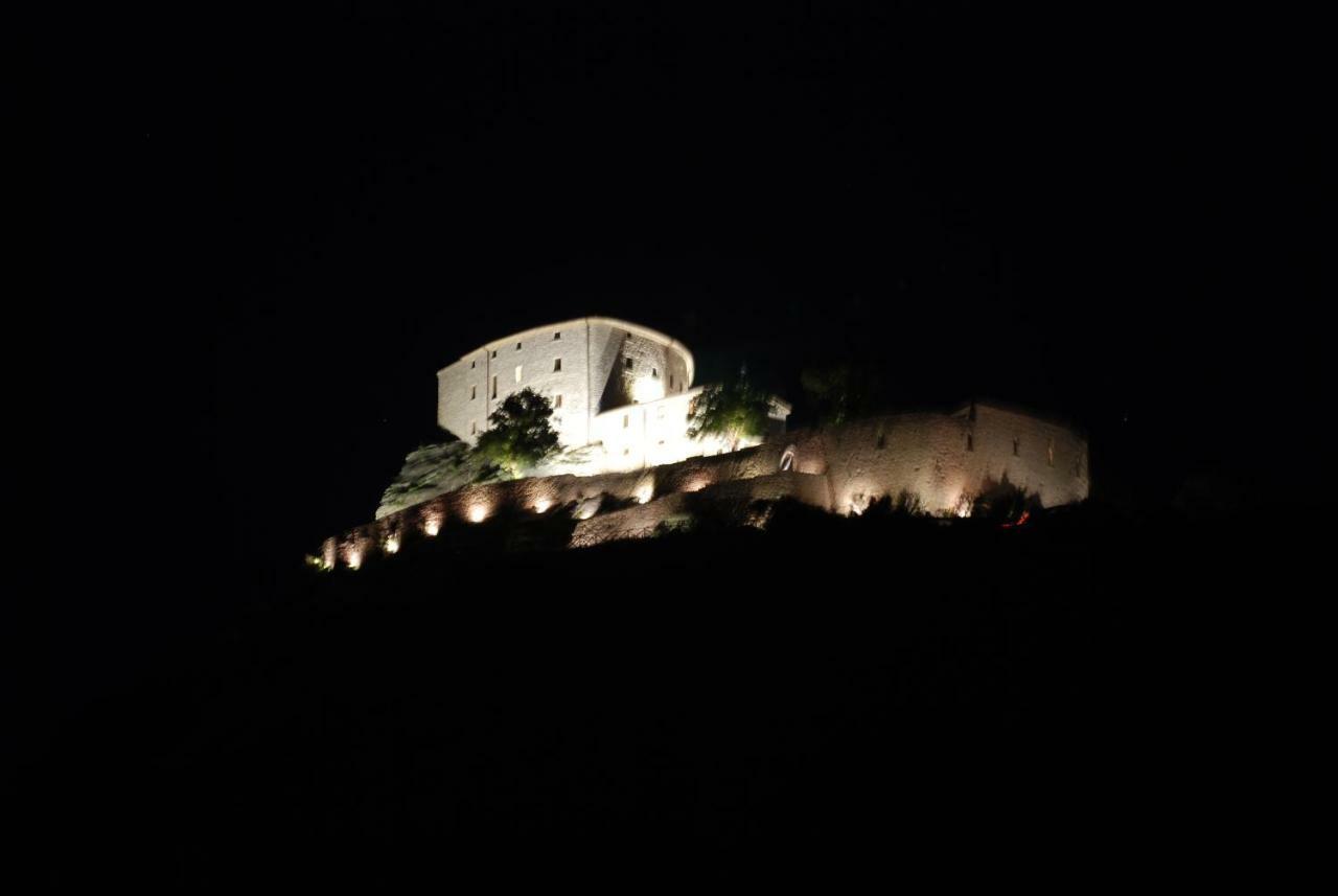 Casa Vinto Hotel Cagli Kültér fotó
